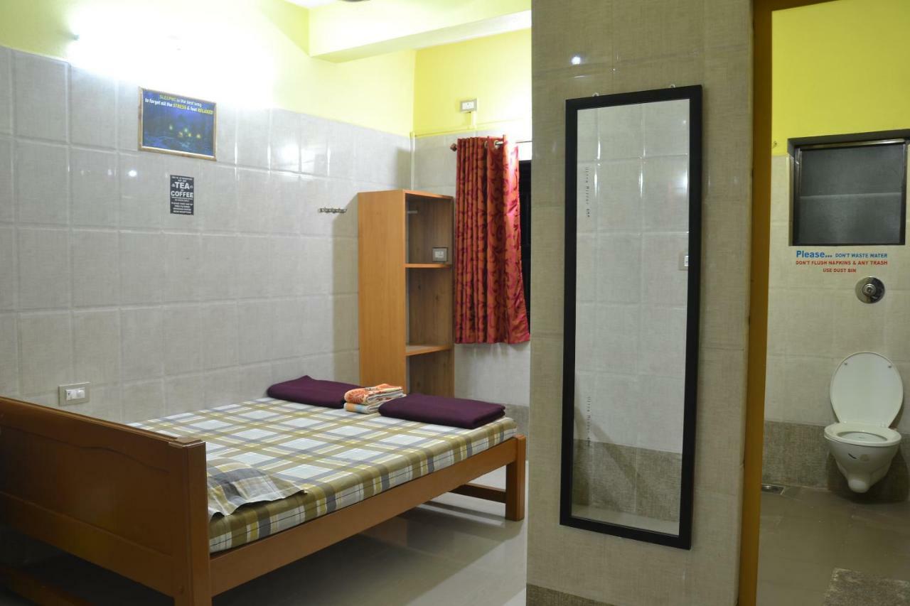 Gokarna Rsn Stay In Top Floor For The Young & Energetic People Of The Universe Buitenkant foto